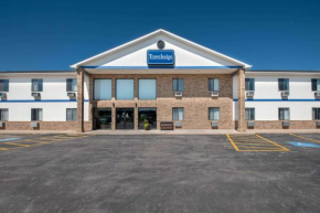  Travelodge by Wyndham Spearfish  Спирфиш